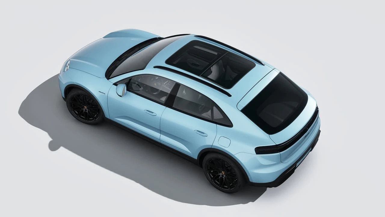 2026 Porsche Macan Electric - Image 4 of 14