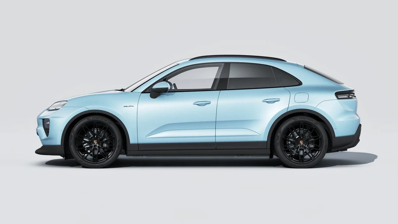 2026 Porsche Macan Electric - Image 2 of 14