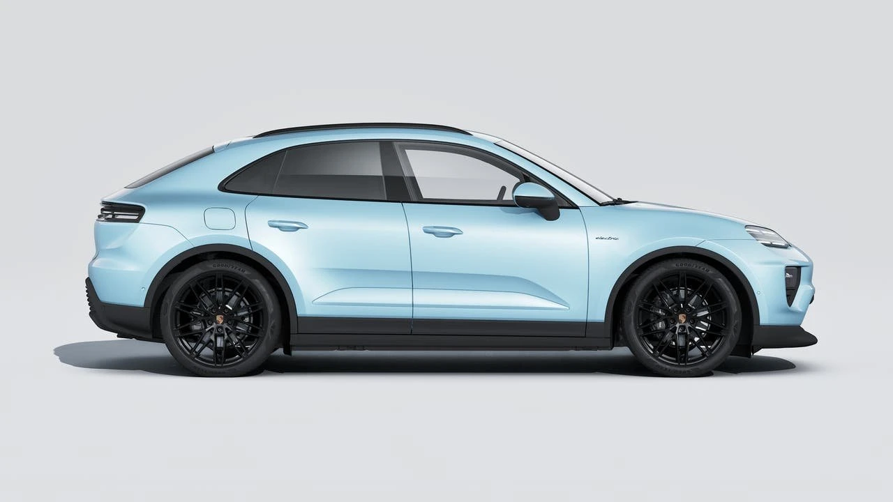 2026 Porsche Macan Electric - Image 6 of 14