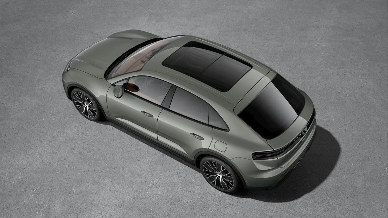 2026 Porsche Macan Electric - Image 4 of 10