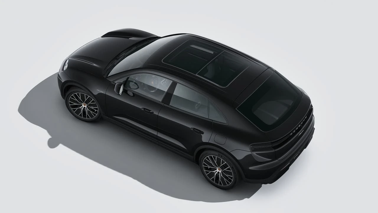 2026 Porsche Macan Electric - Image 4 of 14