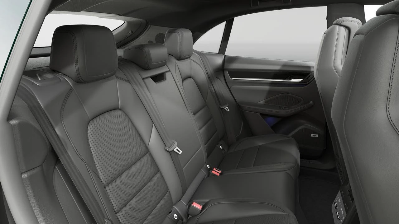 2026 Porsche Macan Electric - Image 13 of 14