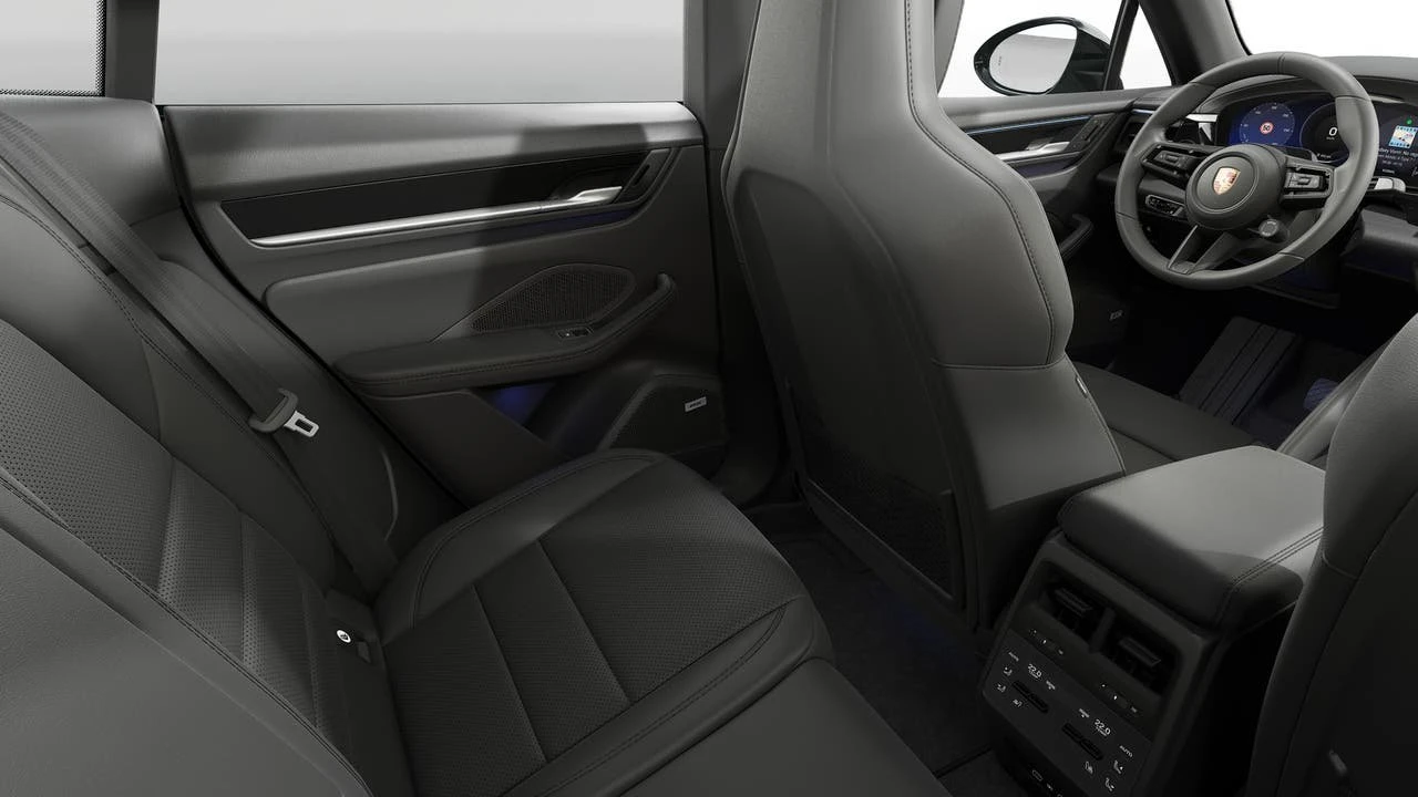 2026 Porsche Macan Electric - Image 14 of 14