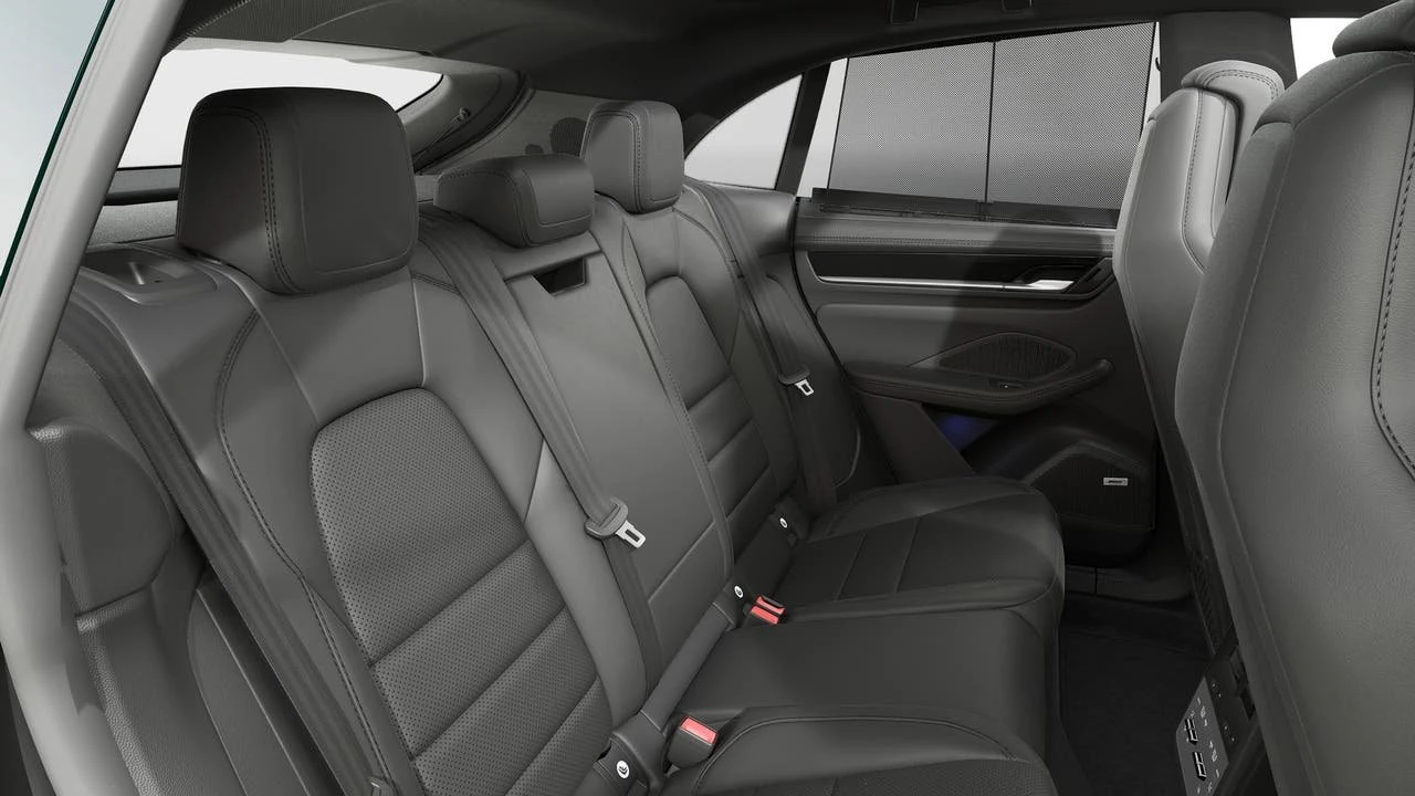 2026 Porsche Macan Electric - Image 13 of 14