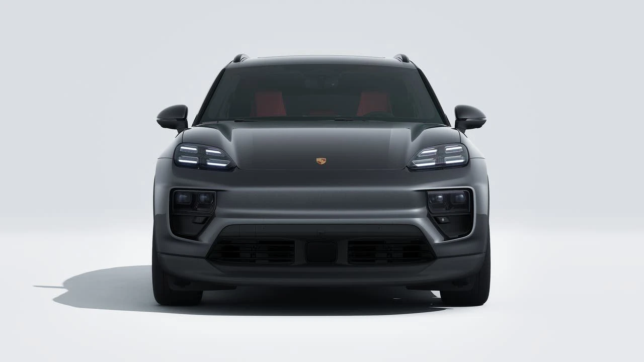 2026 Porsche Macan Electric - Image 8 of 14
