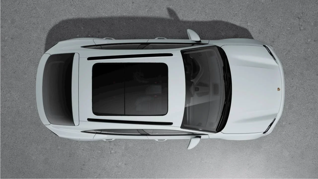 2026 Porsche Macan Electric - Image 5 of 10