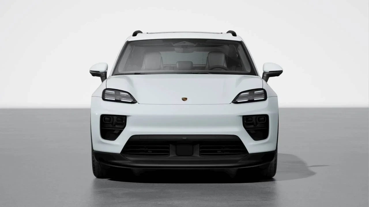 2026 Porsche Macan Electric - Image 8 of 10