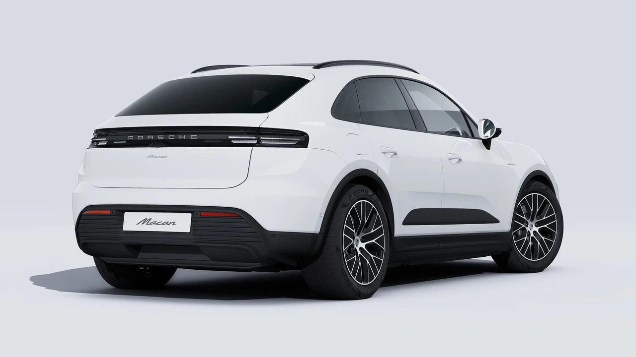 2026 Porsche Macan Electric - Image 9 of 14