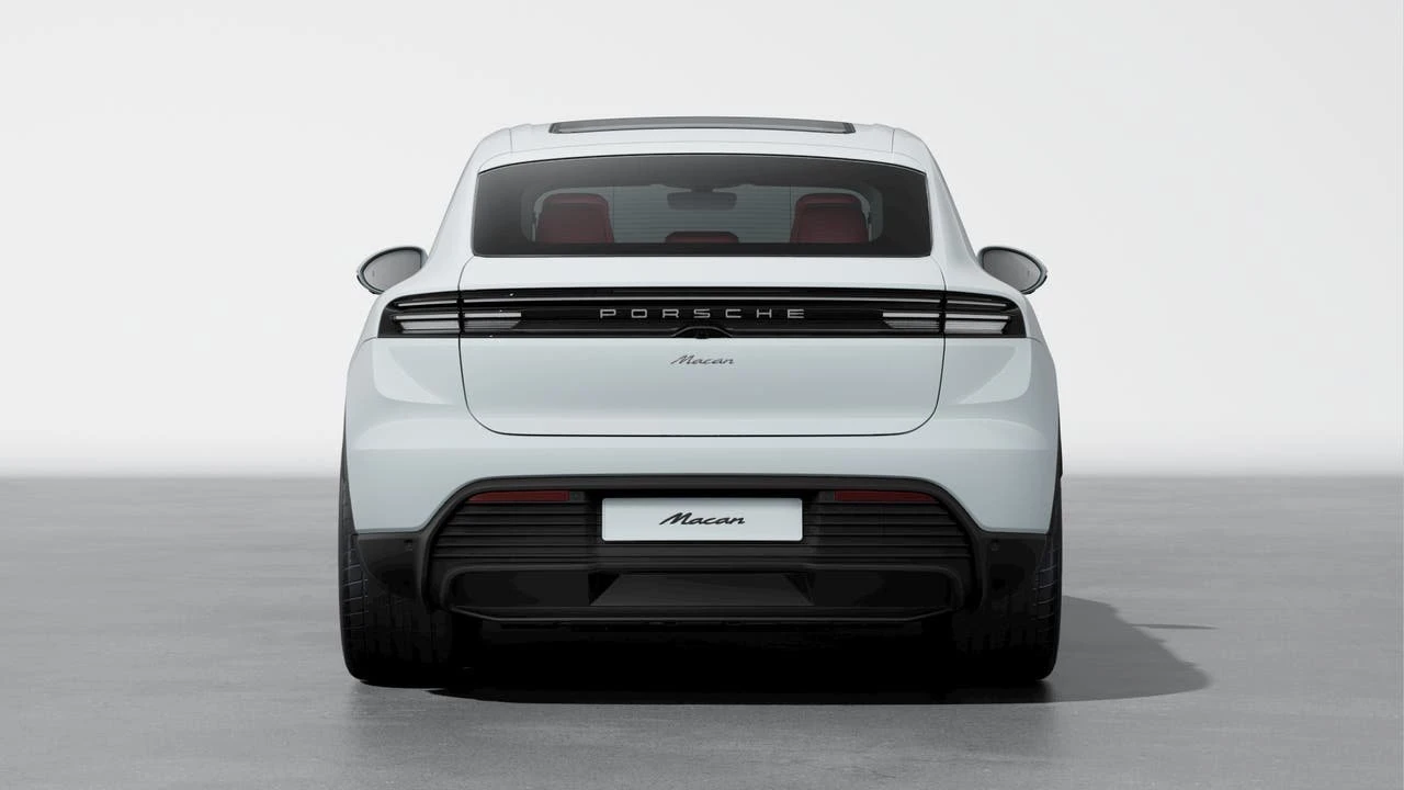2026 Porsche Macan Electric - Image 7 of 10