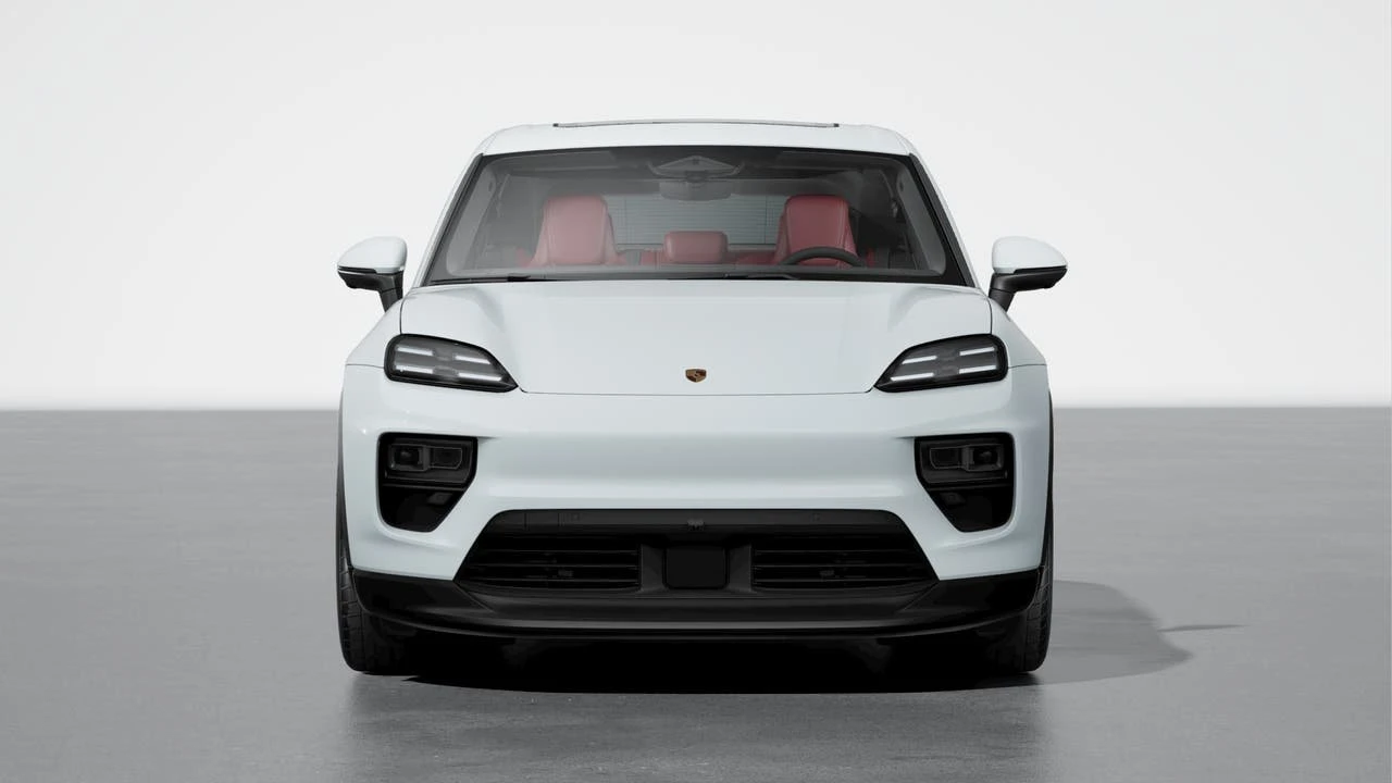 2026 Porsche Macan Electric - Image 8 of 10