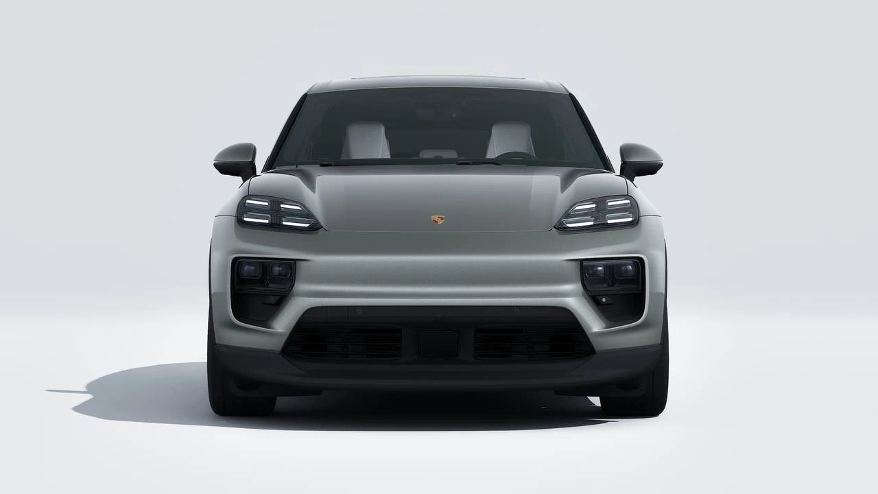 2026 Porsche Macan Electric - Image 8 of 14