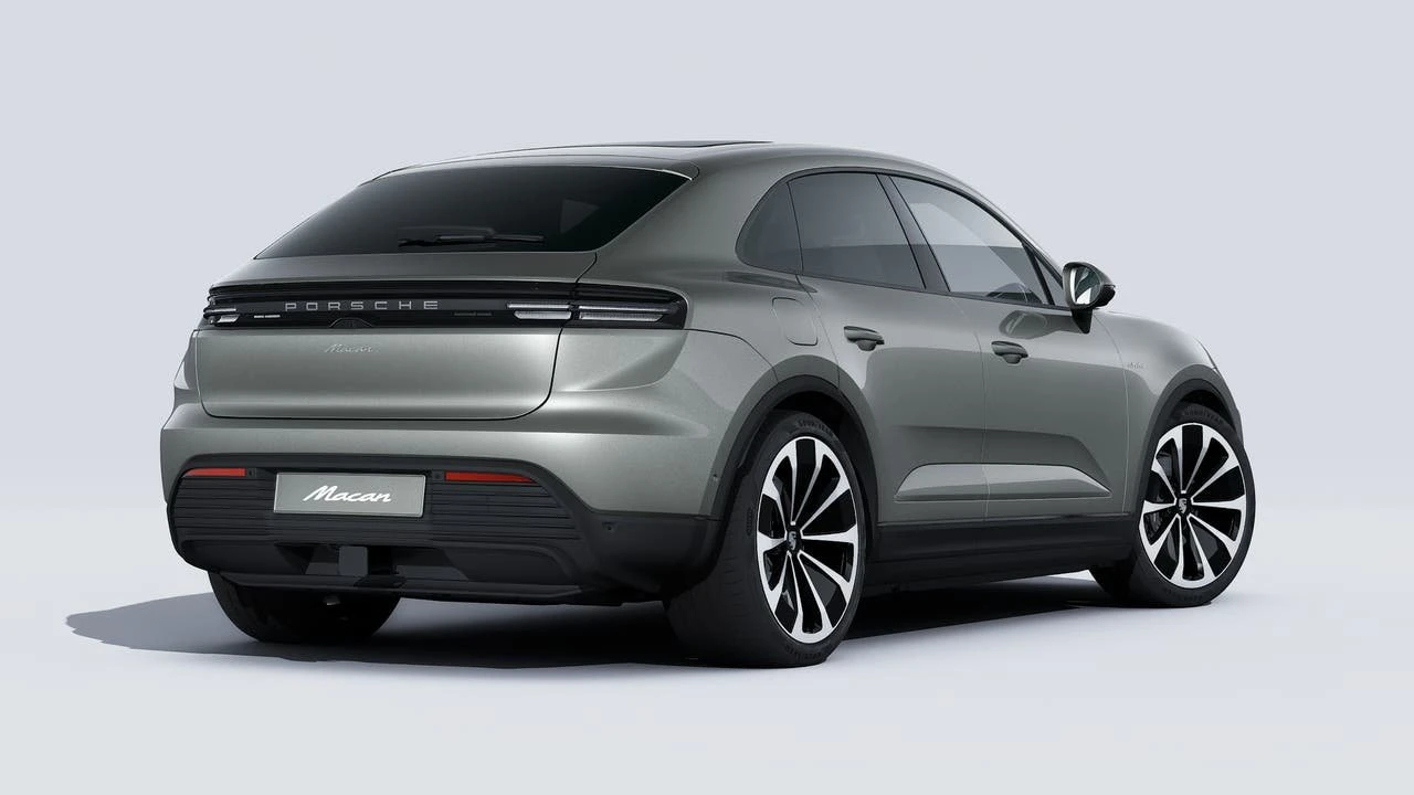 2026 Porsche Macan Electric - Image 9 of 14
