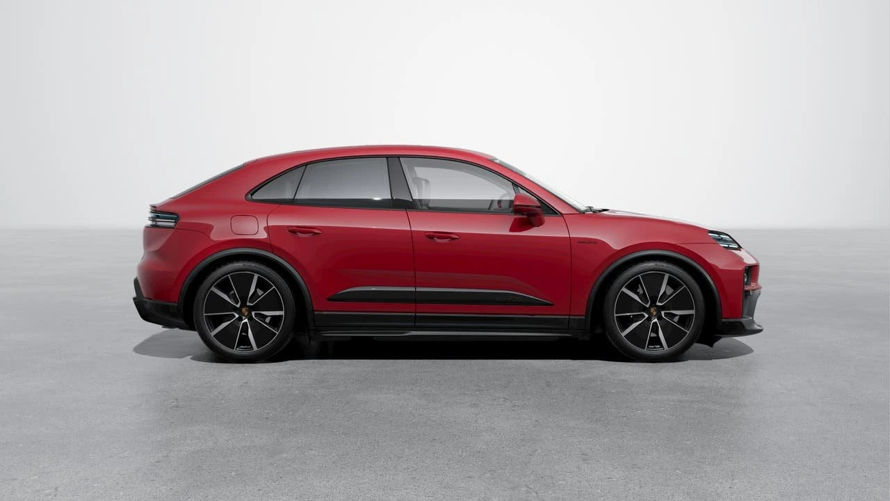 2026 Porsche Macan Electric - Image 6 of 10