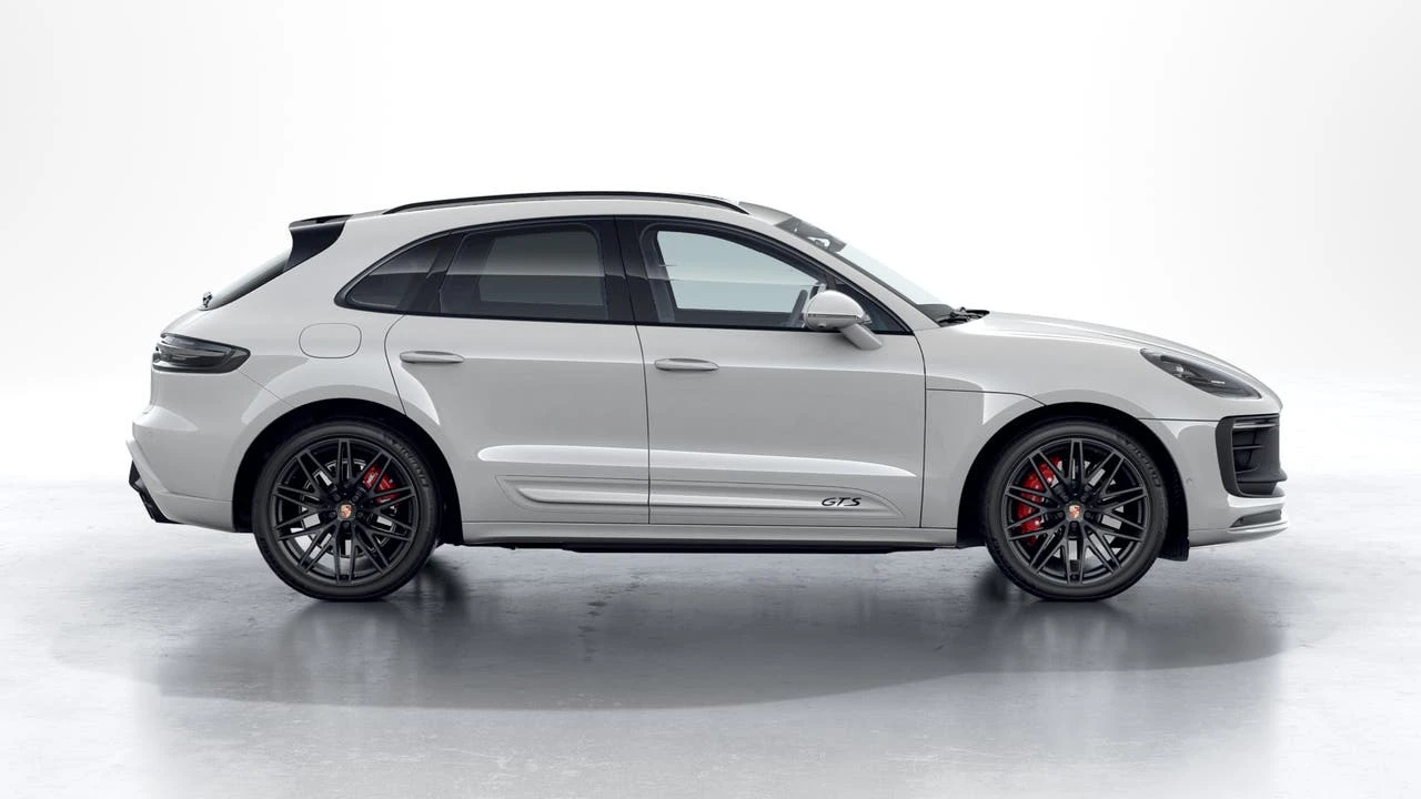 2026 Porsche Macan GTS - Image 6 of 10