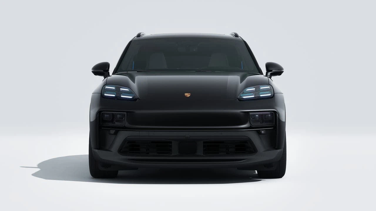 2026 Porsche Macan GTS - Image 8 of 14