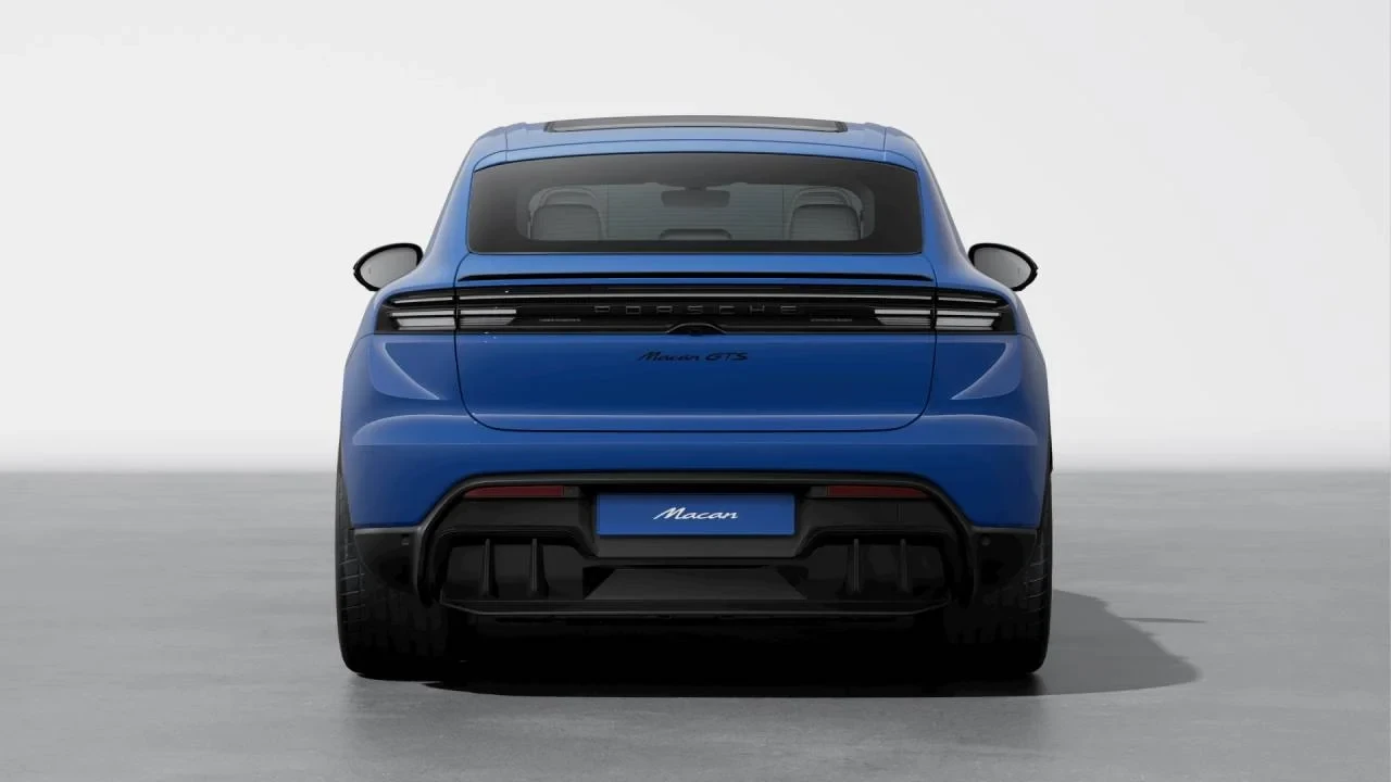 2026 Porsche Macan Electric - Image 7 of 10