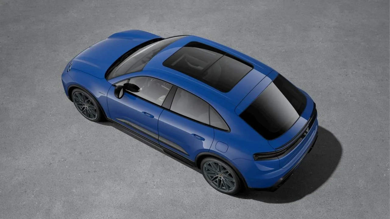 2026 Porsche Macan Electric - Image 4 of 10