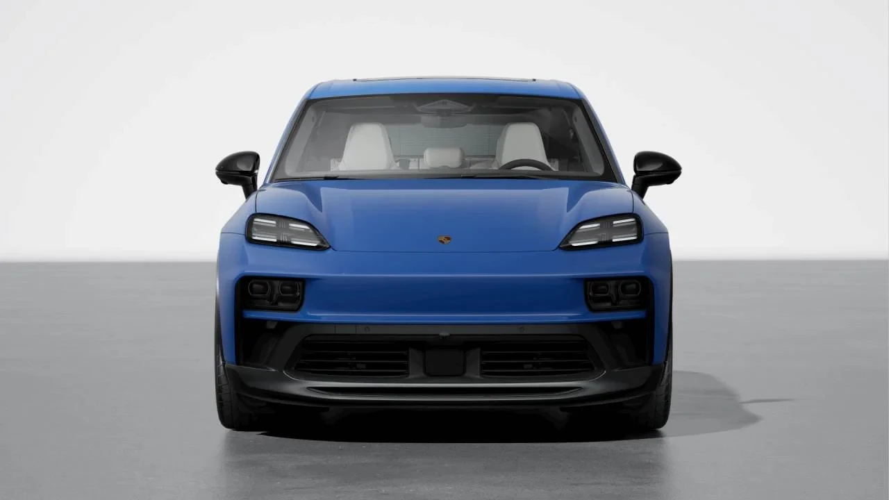 2026 Porsche Macan Electric - Image 8 of 10