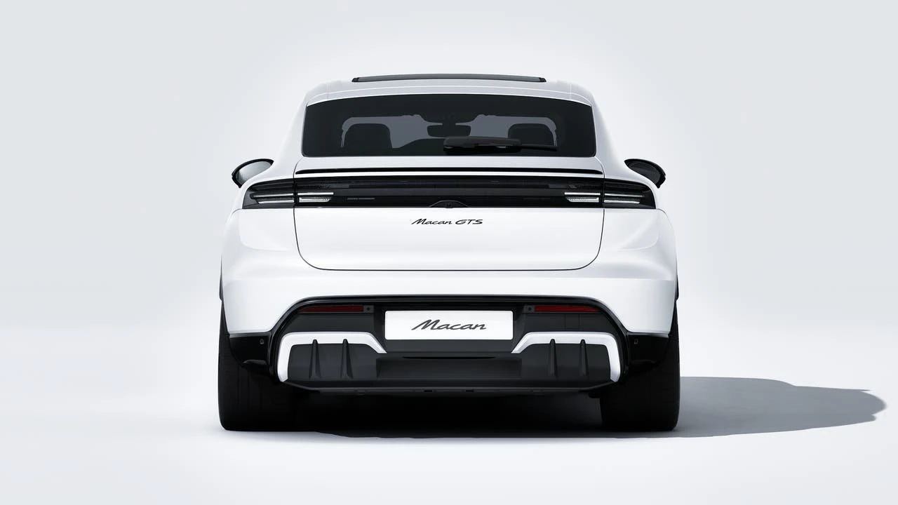 2026 Porsche Macan GTS - Image 7 of 14