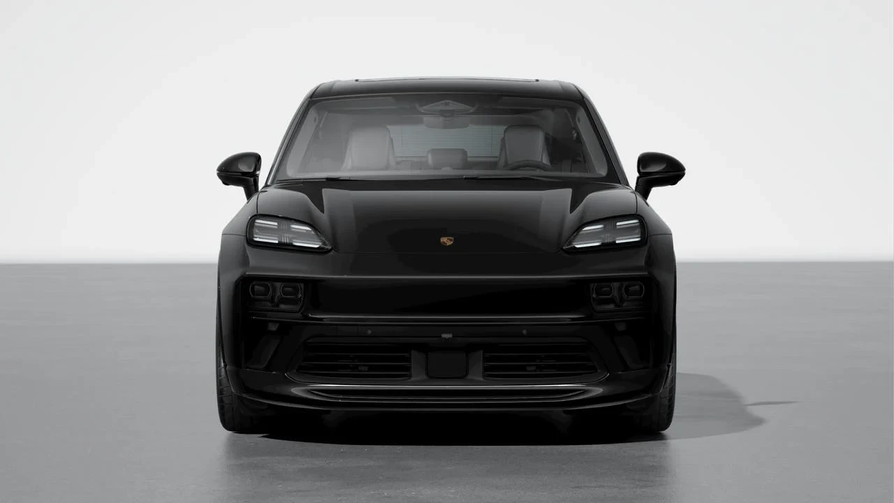 2026 Porsche Macan Electric - Image 8 of 10