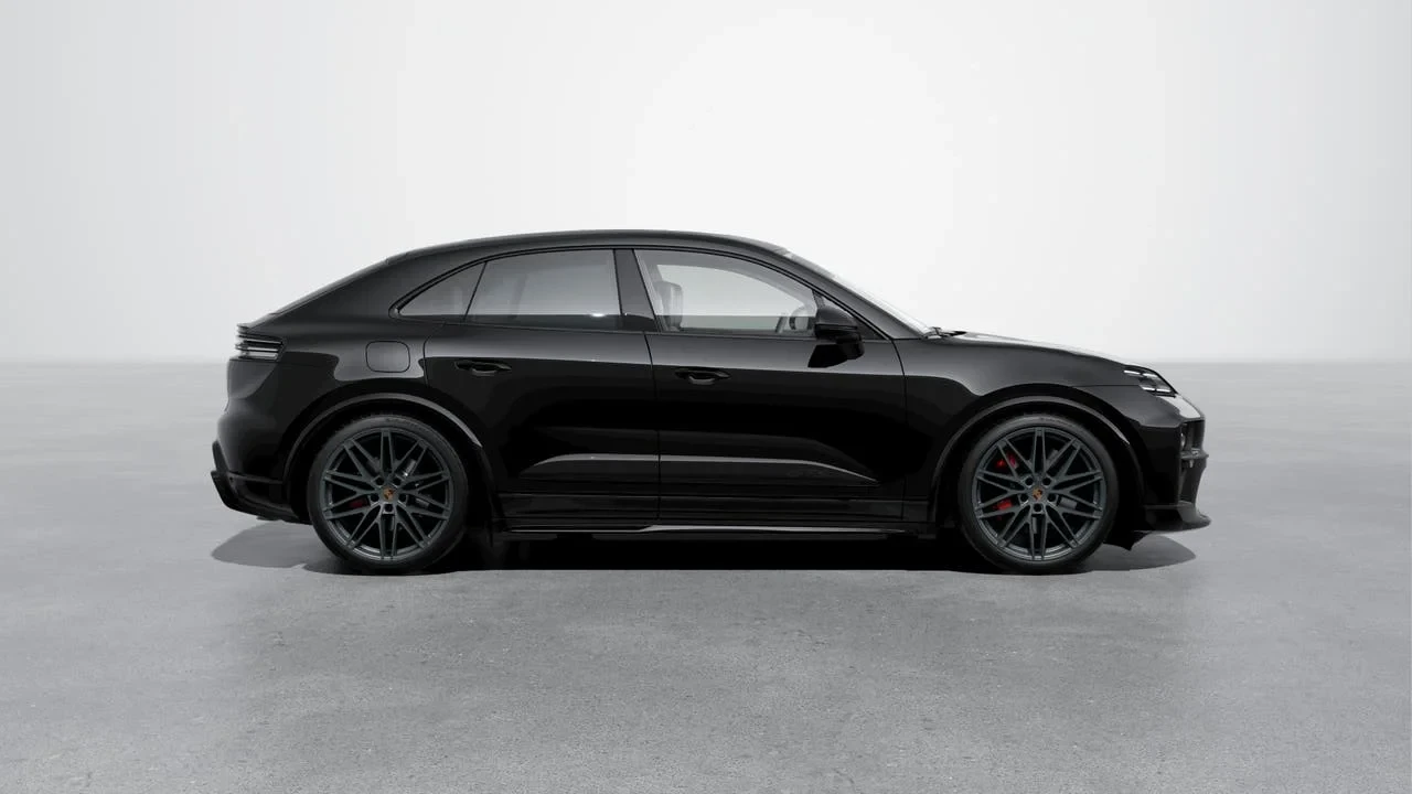 2026 Porsche Macan Electric - Image 6 of 10