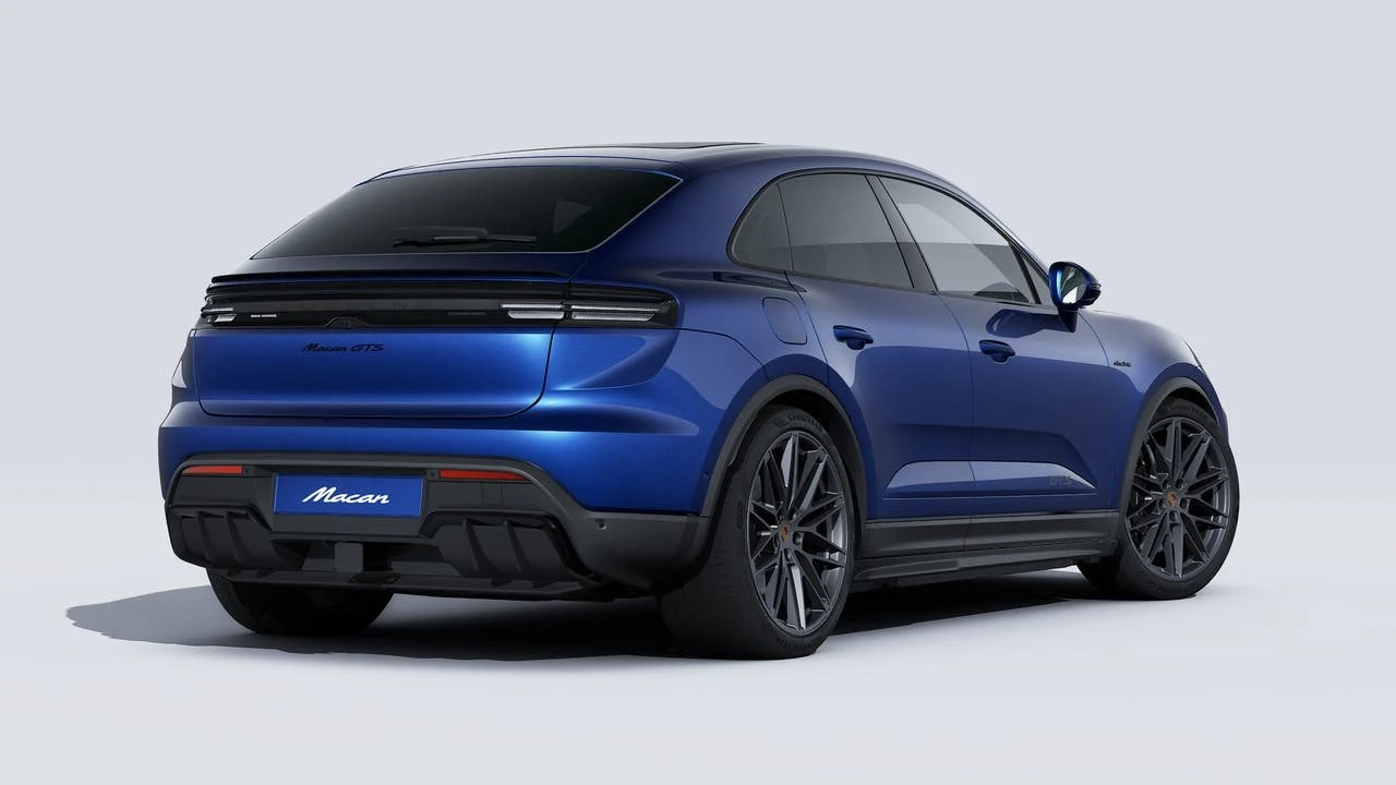 2026 Porsche Macan GTS - Image 9 of 14