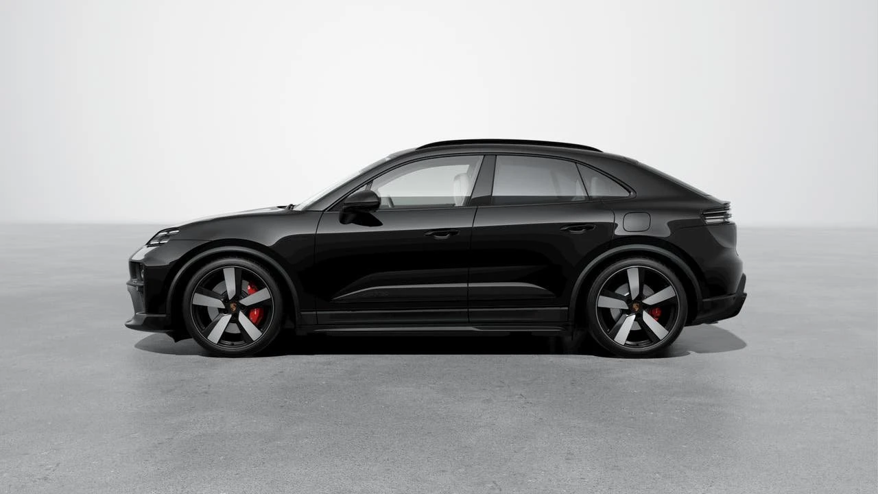 2026 Porsche Macan GTS - Image 2 of 10