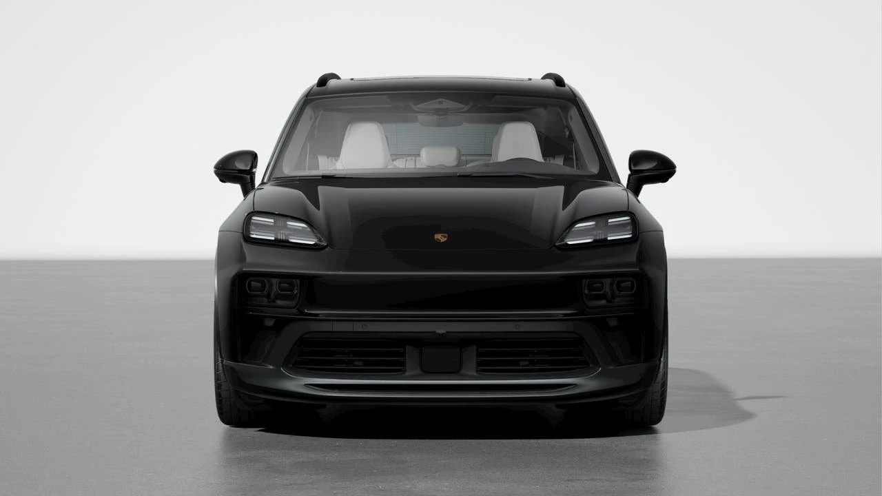 2026 Porsche Macan GTS - Image 8 of 10