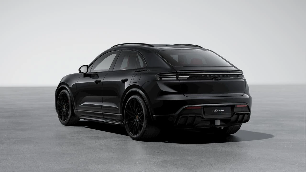 2026 Porsche Macan GTS - Image 3 of 10