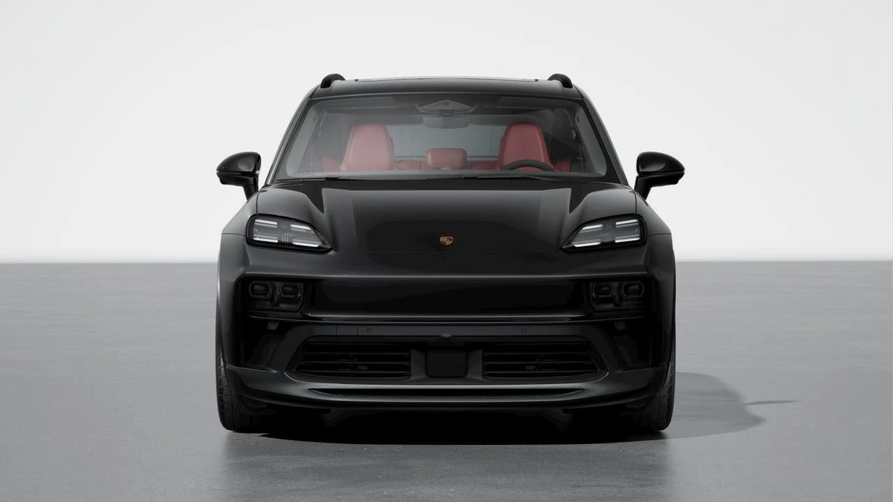 2026 Porsche Macan GTS - Image 8 of 10