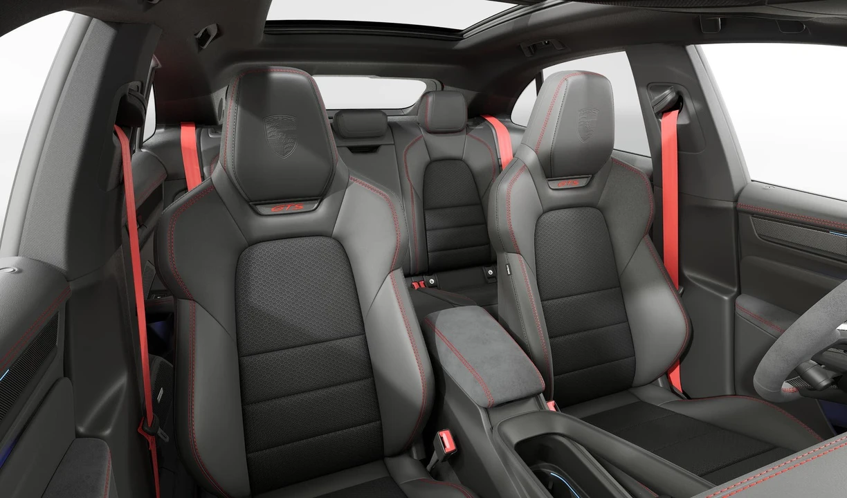 2026 Porsche Macan GTS - Image 12 of 14