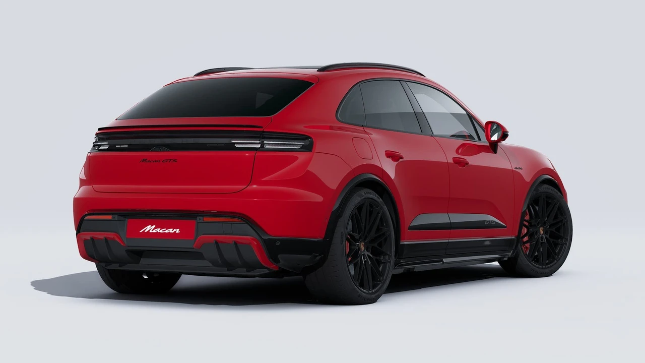 2026 Porsche Macan GTS - Image 9 of 14