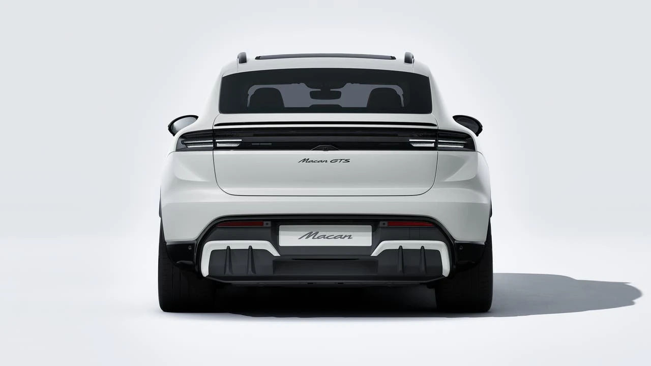 2026 Porsche Macan GTS - Image 7 of 14
