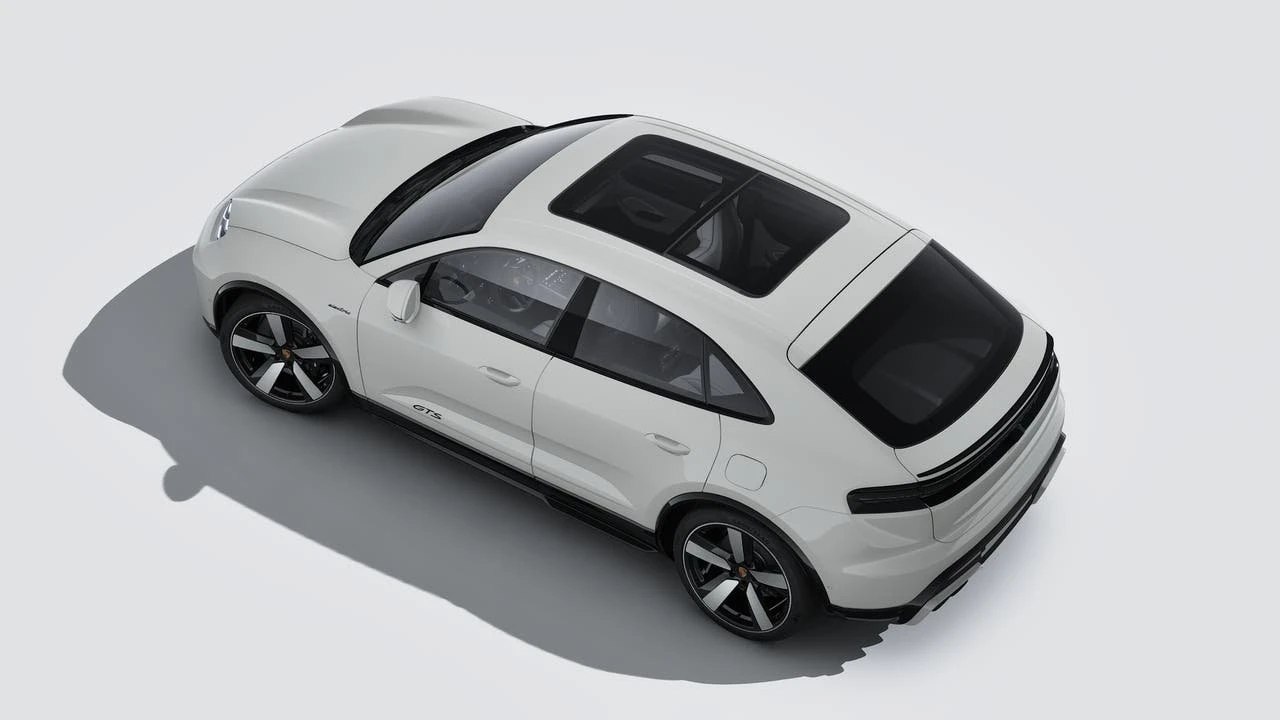 2026 Porsche Macan Electric - Image 4 of 14