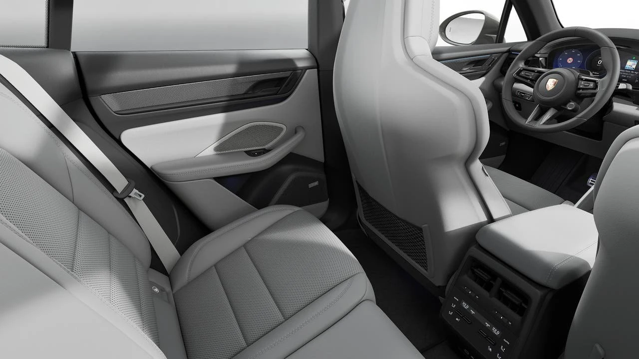 2026 Porsche Macan Electric - Image 14 of 14