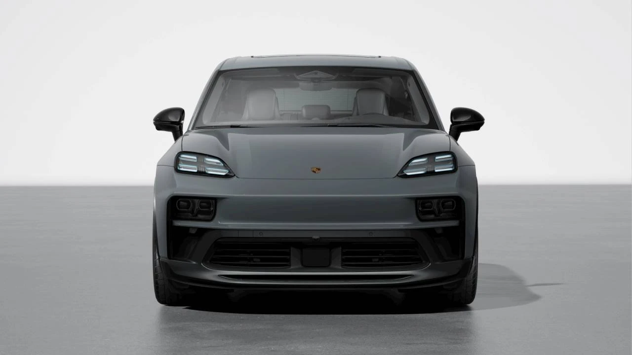 2026 Porsche Macan Electric - Image 8 of 10