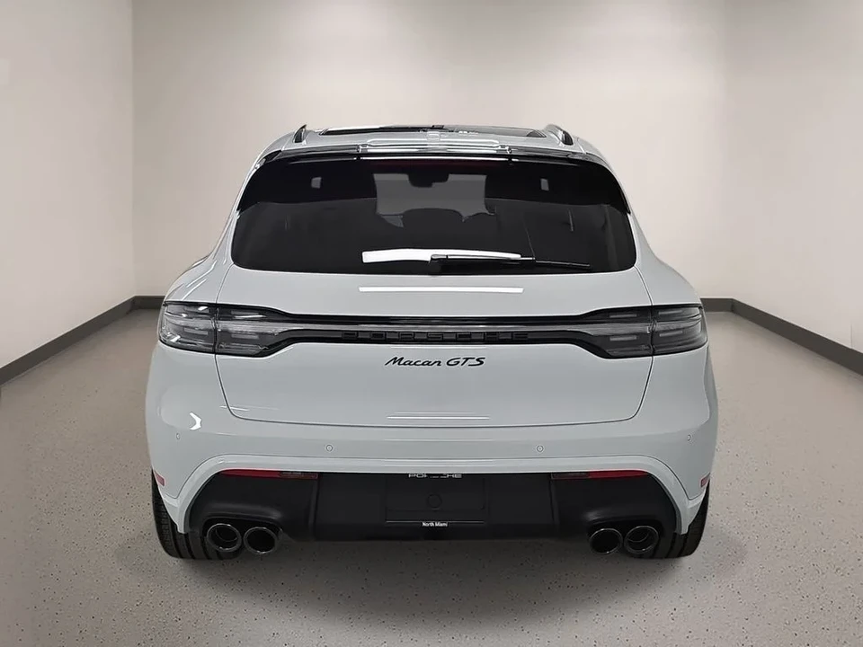 2026 Porsche Macan GTS - Image 6 of 31