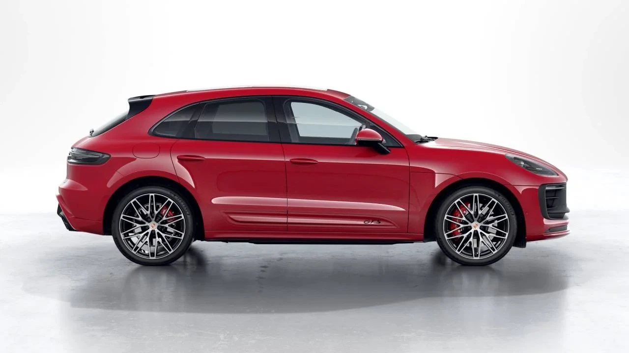 2026 Porsche Macan GTS - Image 6 of 10
