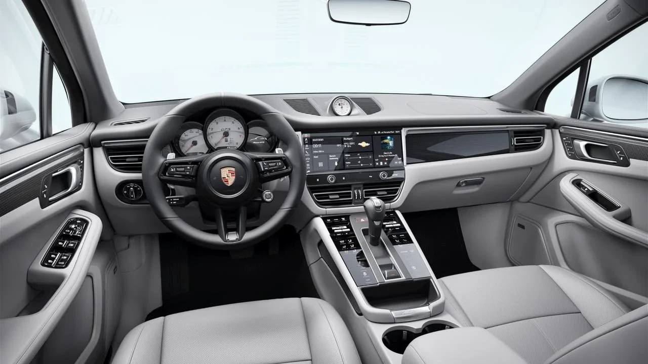 2026 Porsche Macan - Image 9 of 10
