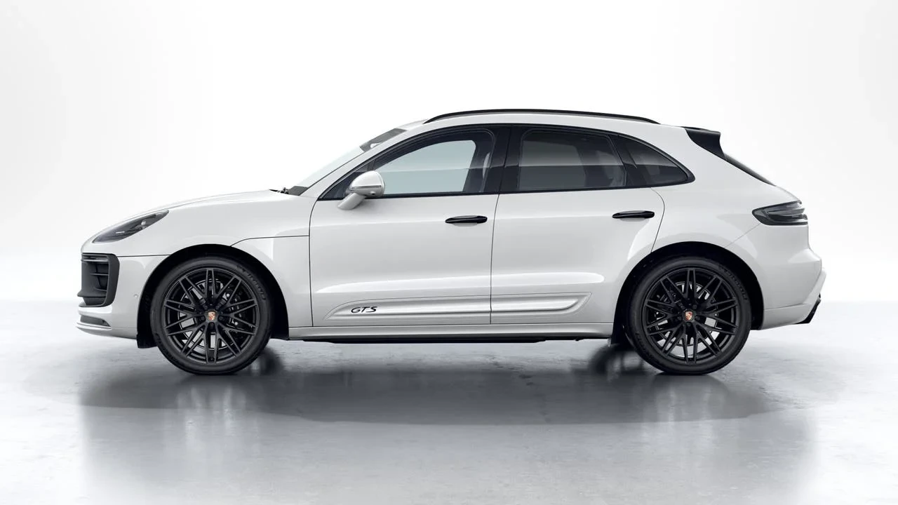 2026 Porsche Macan - Image 2 of 10