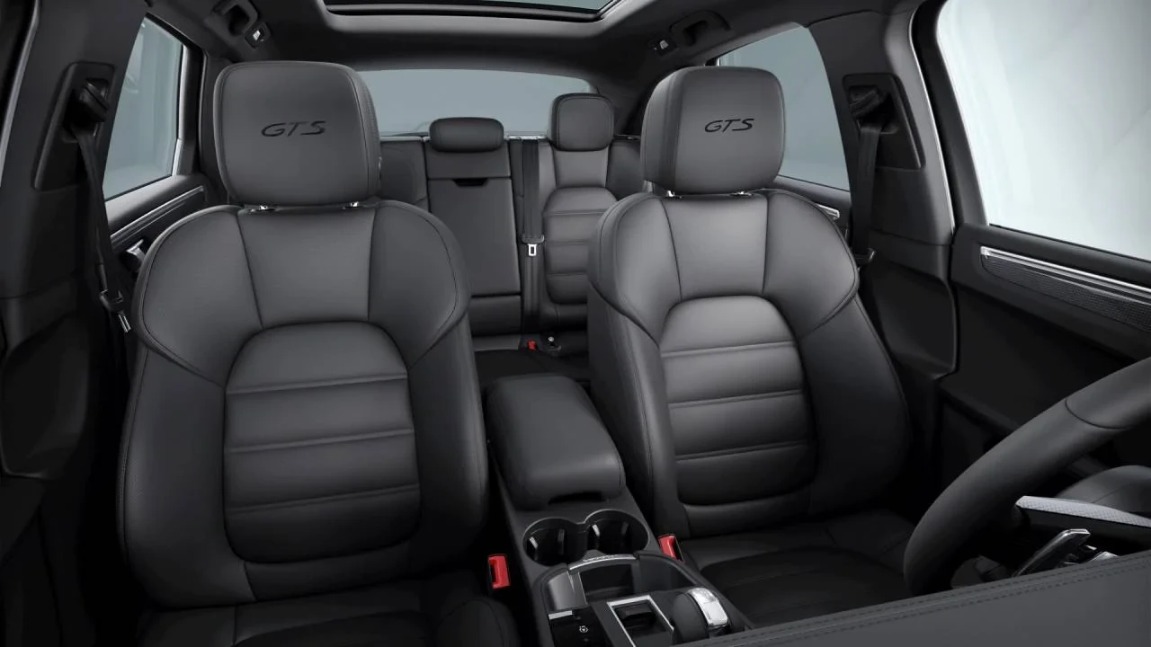 2026 Porsche Macan GTS - Image 10 of 10