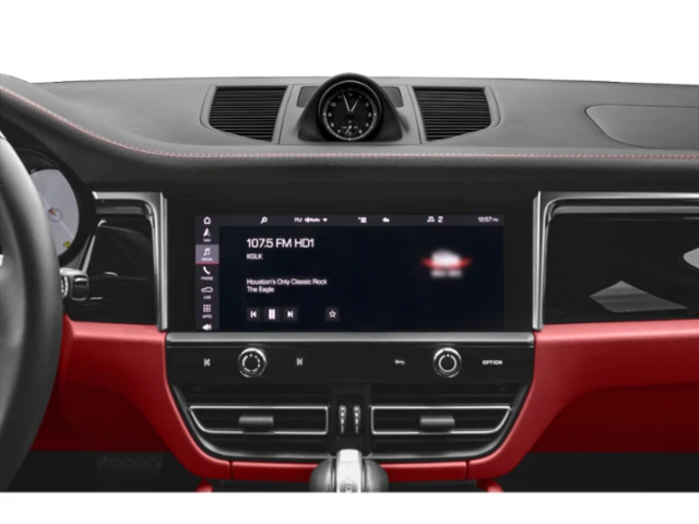 2026 Porsche Macan GTS - Image 7 of 13