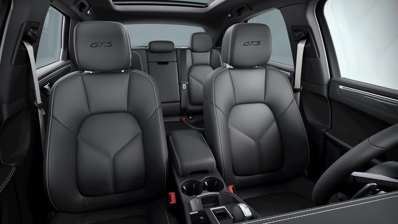 2026 Porsche Macan GTS - Image 10 of 10