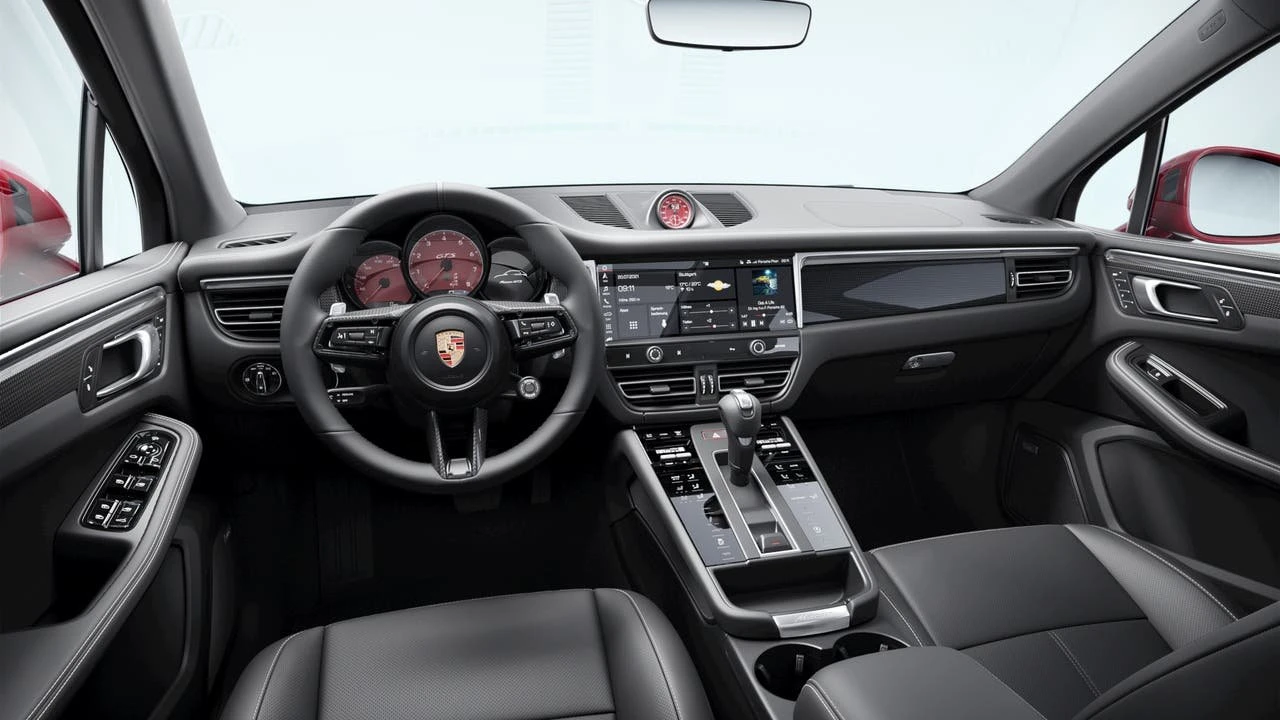 2026 Porsche Macan GTS - Image 9 of 10
