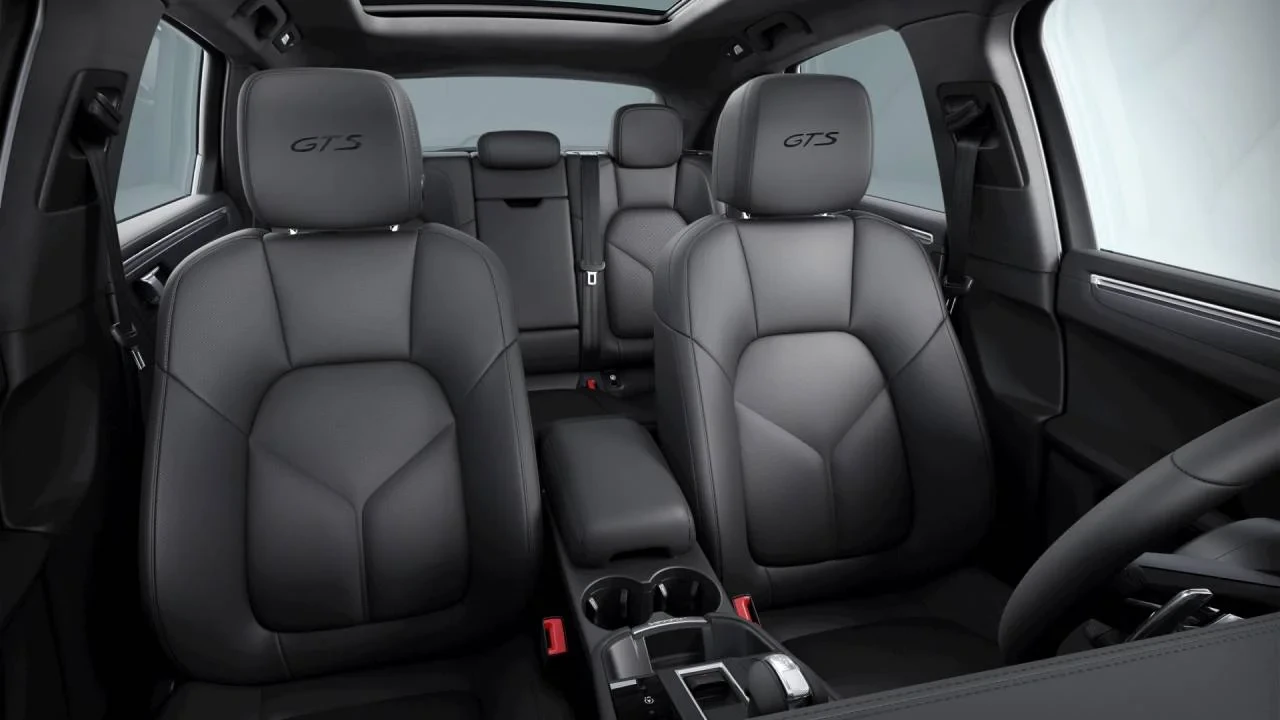 2026 Porsche Macan GTS - Image 10 of 10
