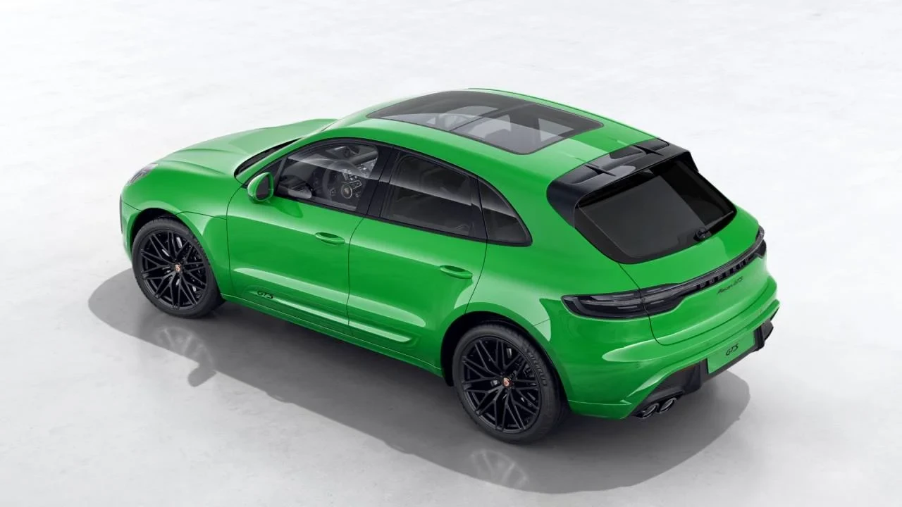2026 Porsche Macan GTS - Image 4 of 10