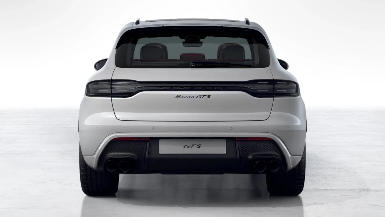 2026 Porsche Macan GTS - Image 7 of 10