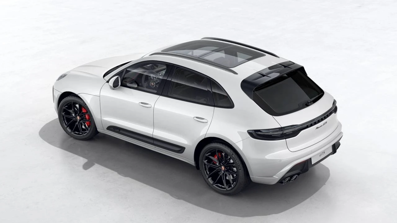 2026 Porsche Macan GTS - Image 4 of 10