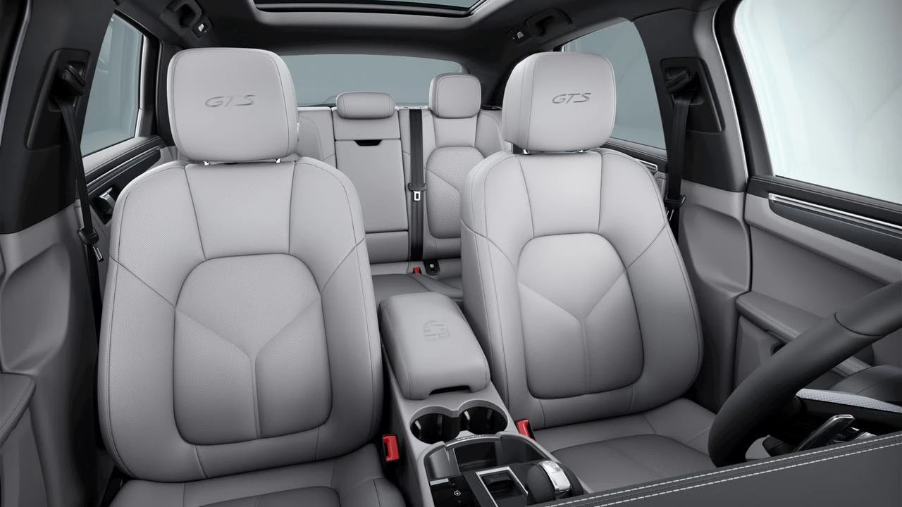 2026 Porsche Macan GTS - Image 10 of 10