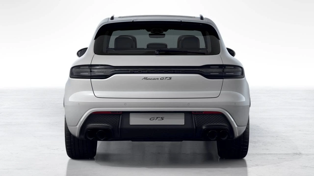 2026 Porsche Macan GTS - Image 7 of 10